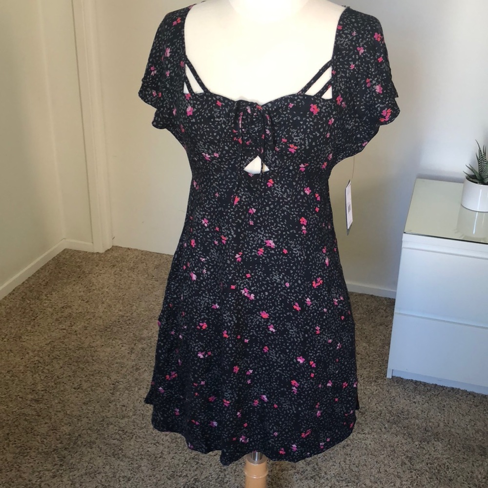 Volcom It’s A Cinch Dress Small